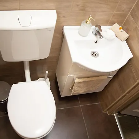 R.gold Homestay szállás Makó