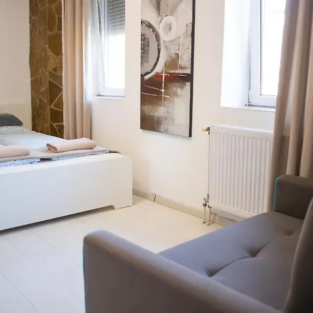 R.gold Homestay szállás