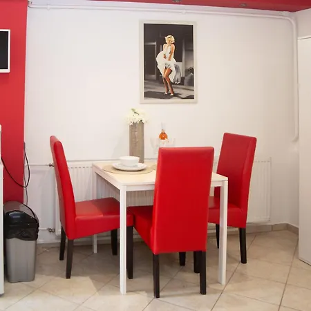 R.gold Homestay szállás *